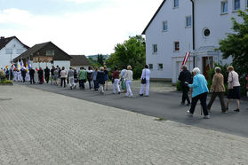 Bittprozession am Pfingstmontag (Foto: Karl-Franz Thiede)